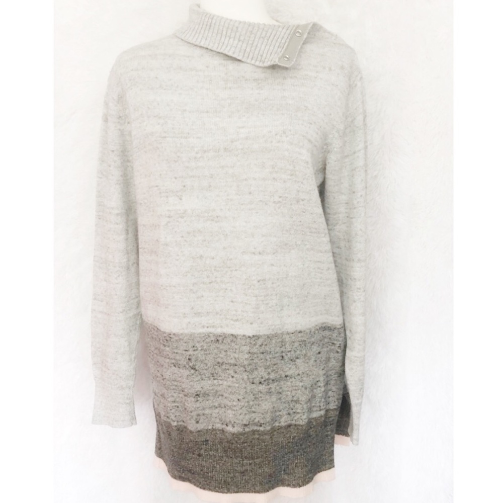 {GAP} Color-Block Snap Turtleneck Tunic